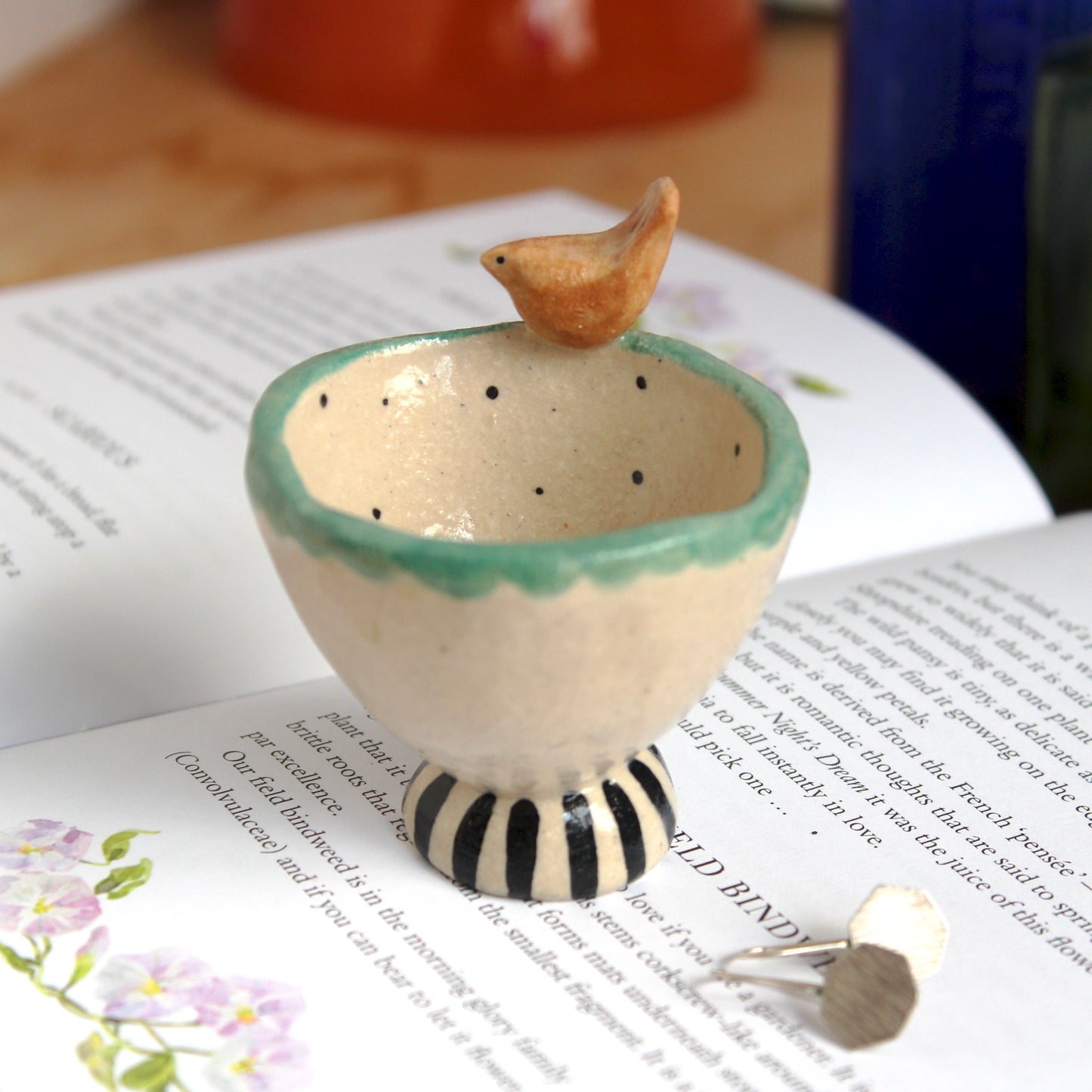 Wren trinket pot