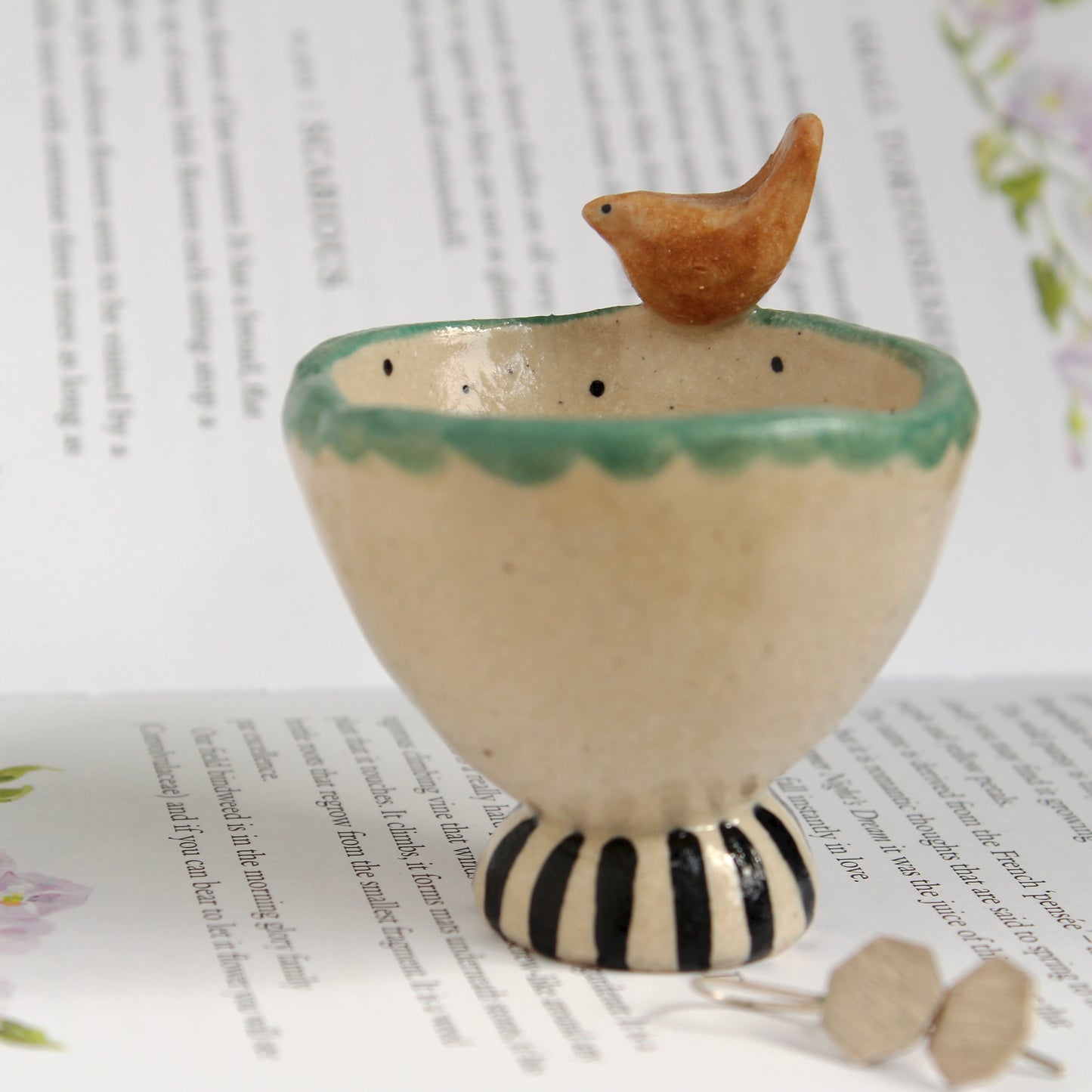 Wren trinket pot