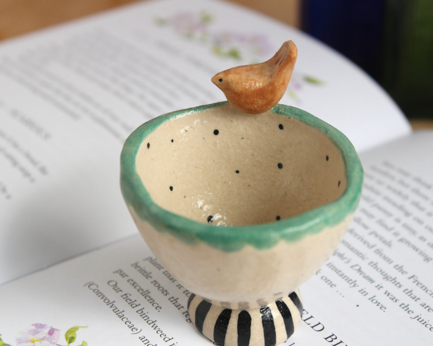 Wren trinket pot