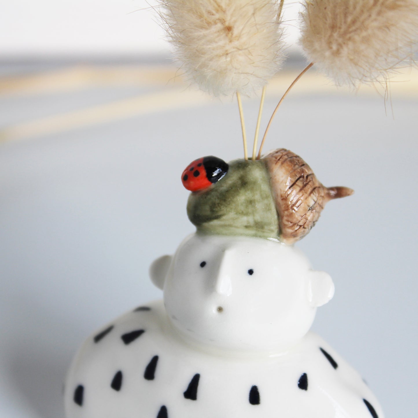Miniature Ceramic Dried Grass Holder