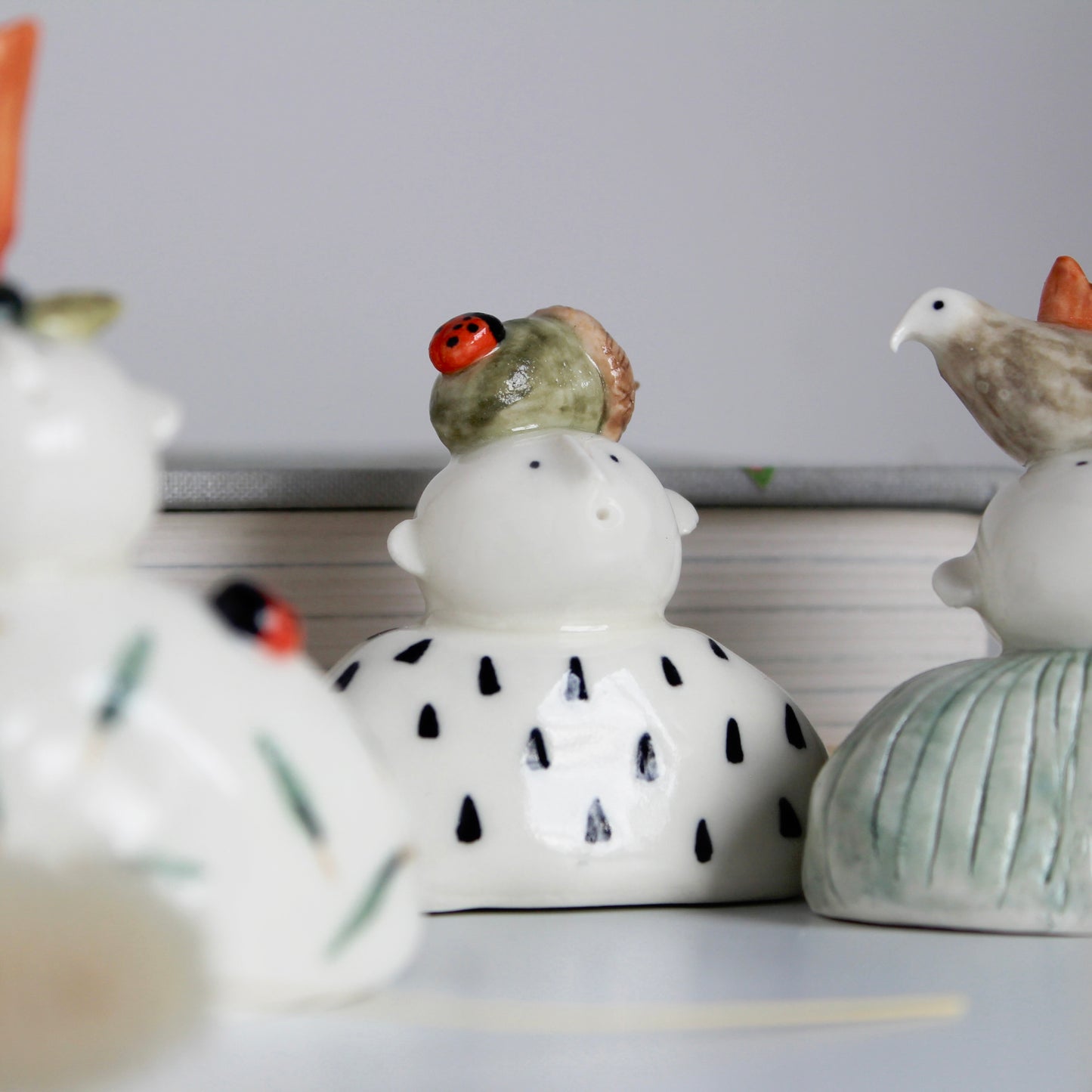 Miniature Ceramic Dried Grass Holder