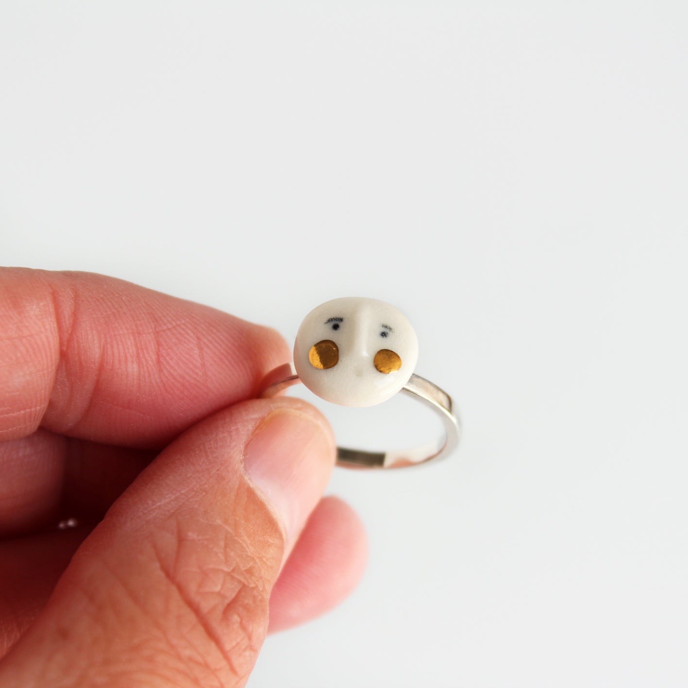 Face Ceramic Sterling Siver & Gold Lustre Ring