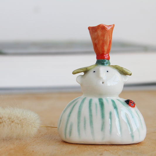 Miniature Ceramic Dried Grass Holder
